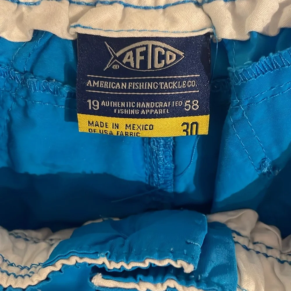 AFTCO Blue Cargo Shorts with Elastic Waistband - Picture 3 of 3